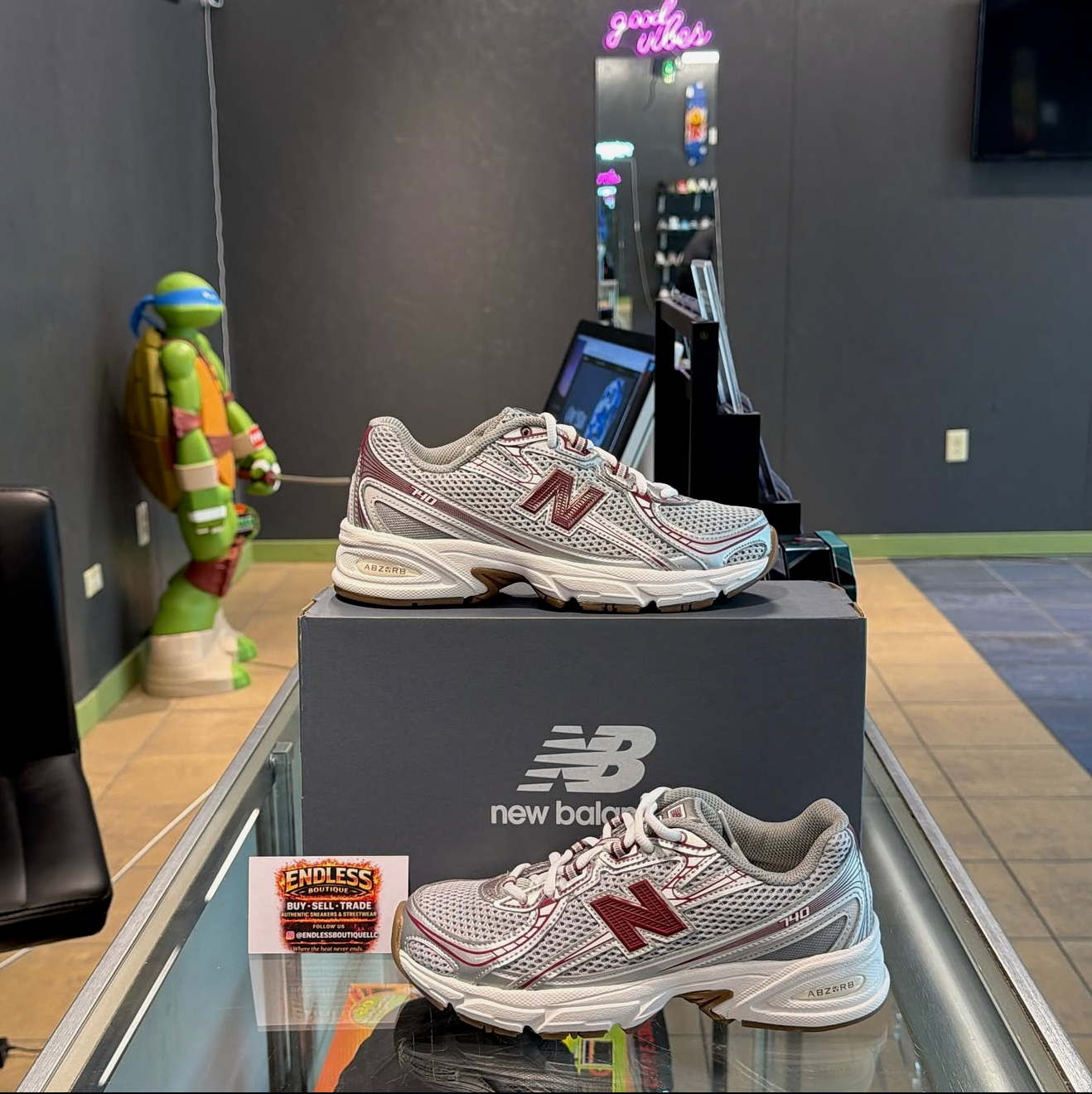 New Balance 740 Monarch Burgundy