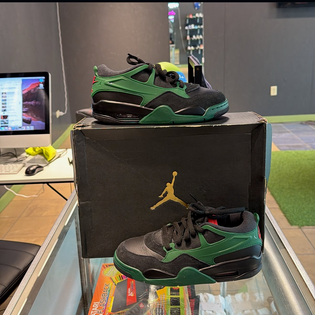 Jordan 4 RM Gorge Green