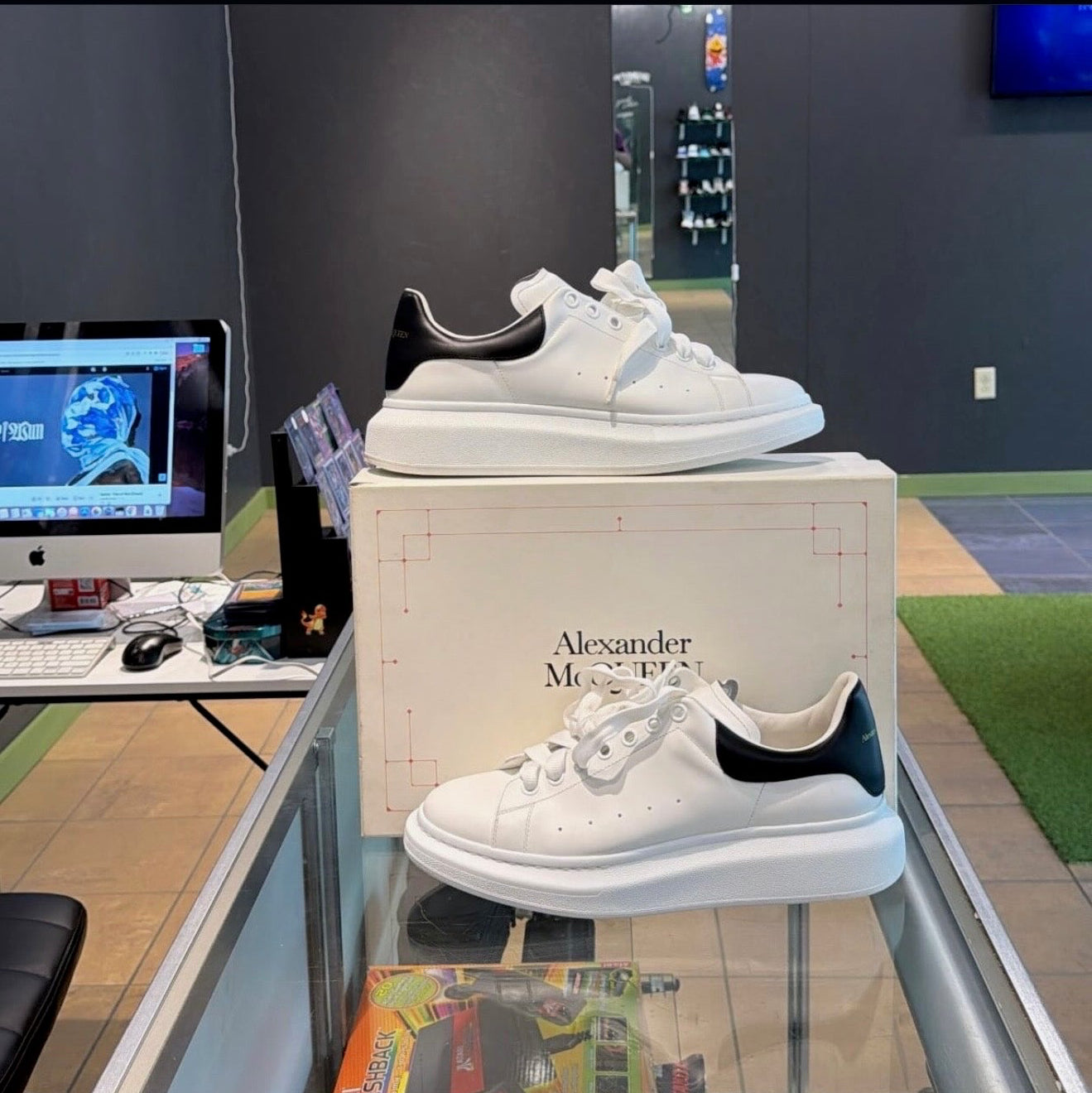 Alexander McQueen White/Black