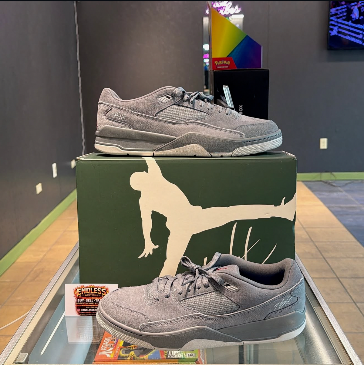 Jordan Flight Court Cool Grey