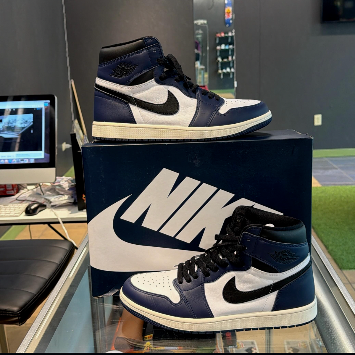 Jordan 1 High Midnight Navy