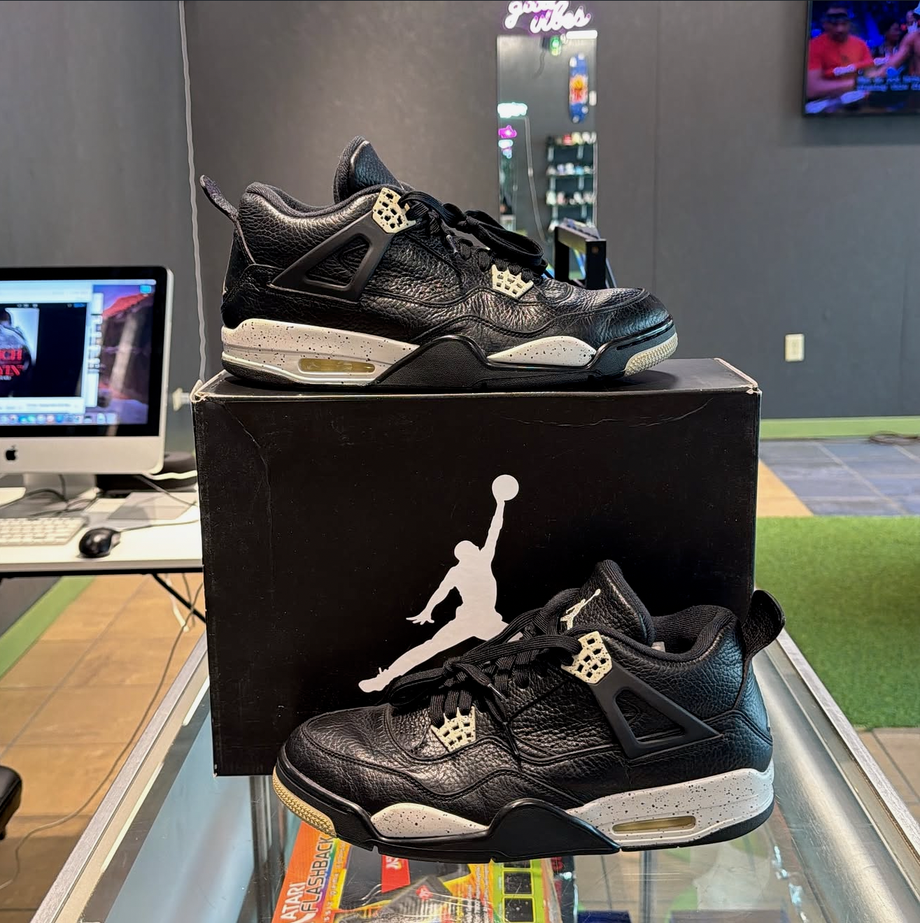 Jordan 4 Oreo (2015)
