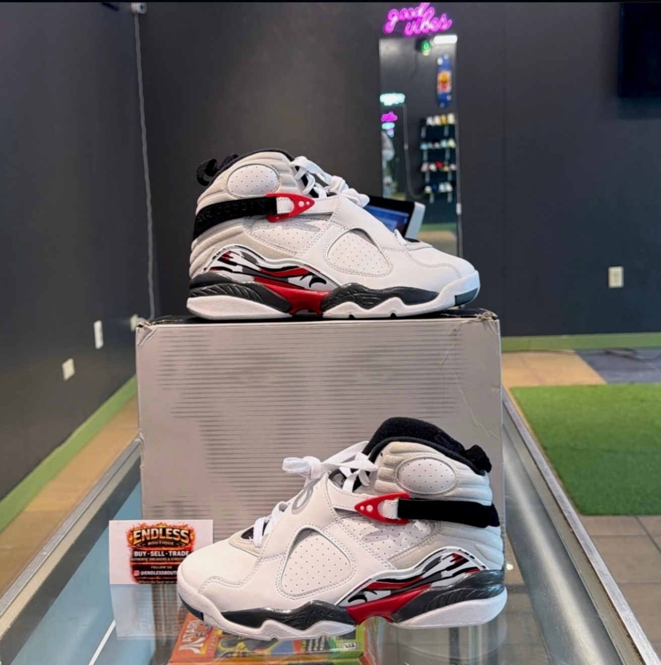 Jordan 8 True Red (2025)