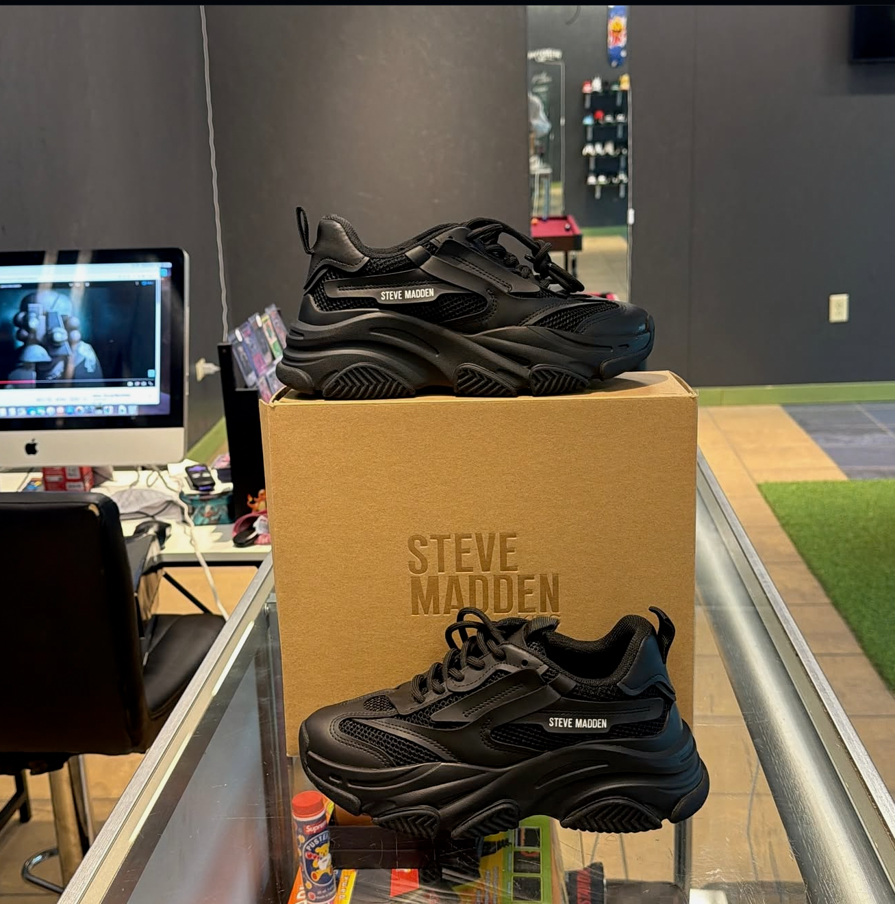 Steve Madden Possession Black