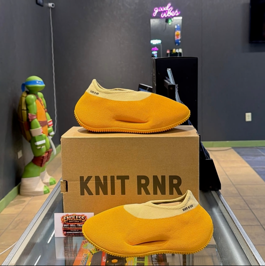 Yeezy Knit RNR Sulfur