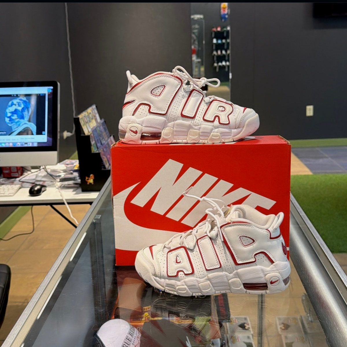 Nike Uptempo Varsity Red