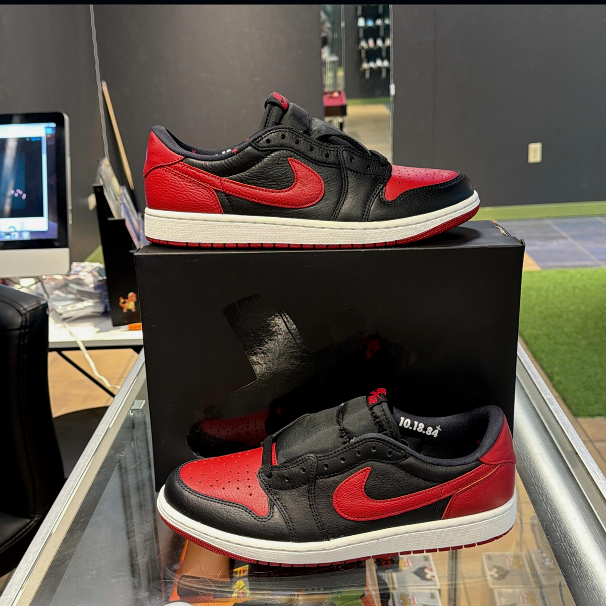 Jordan 1 Low Banned
