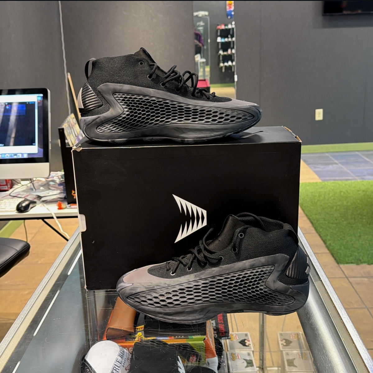 Adidas Ascent