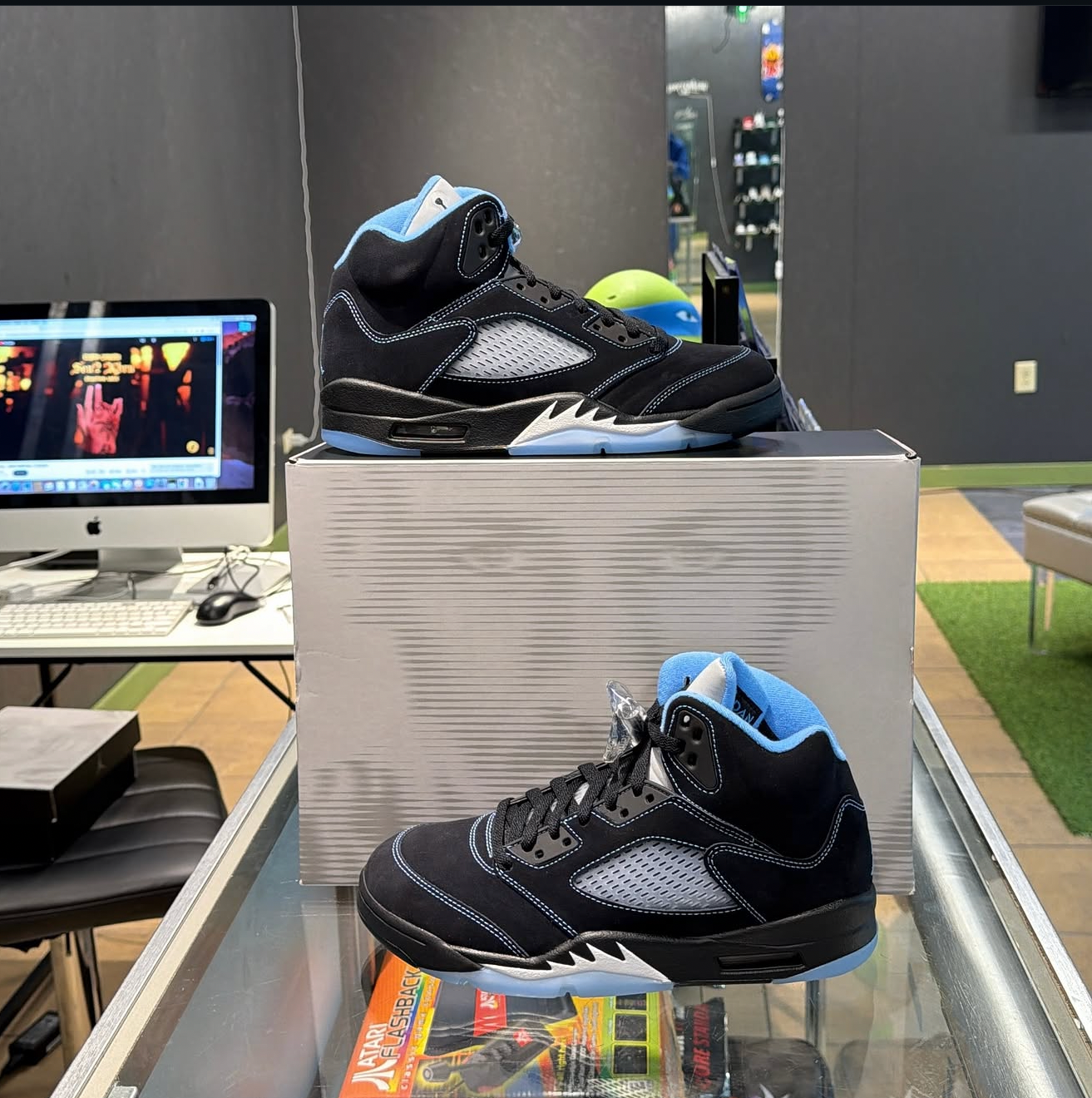 Jordan 5 University Blue (2026)